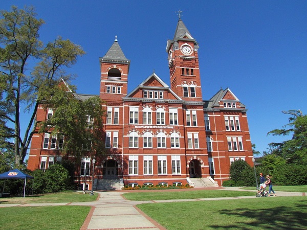 các trường đại học tại thành phố Auburn