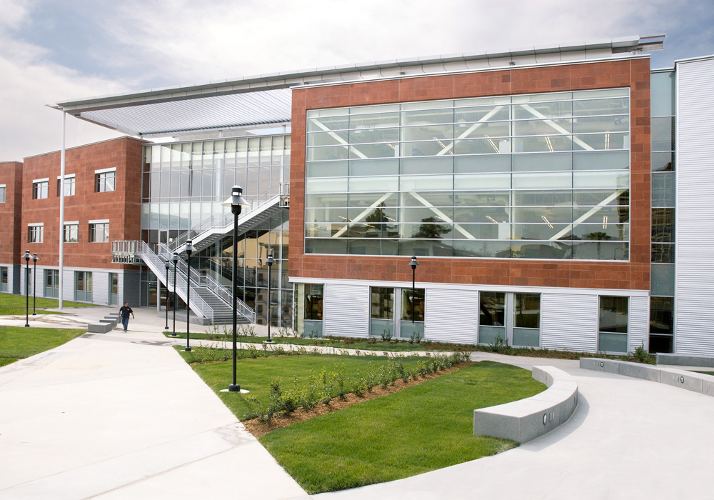 đại học Cal State LA