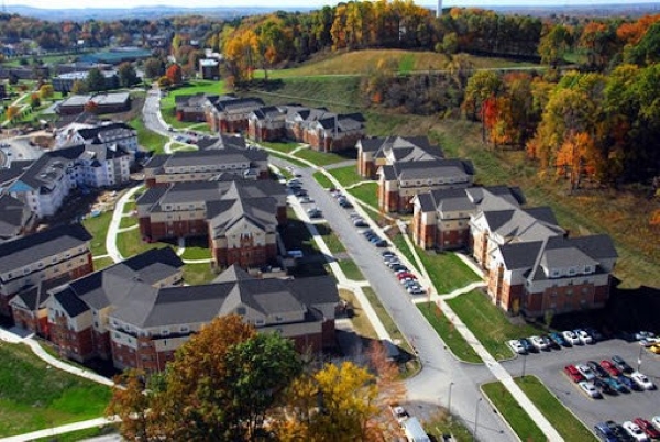 Đại học Slippery Rock tại Luxembourg