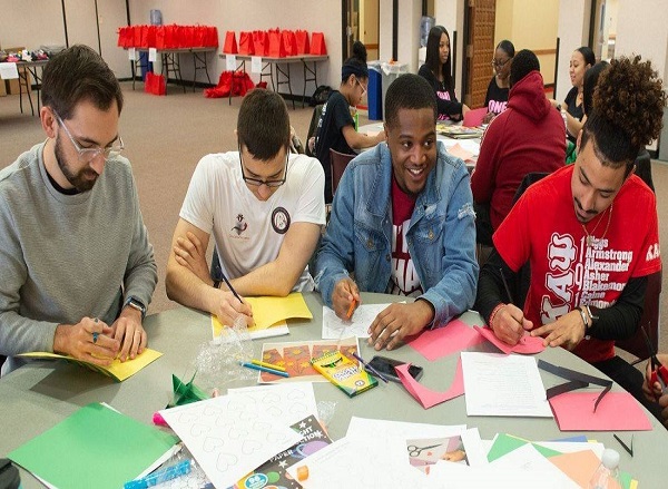 Đại học Southern Illinois sinh viên