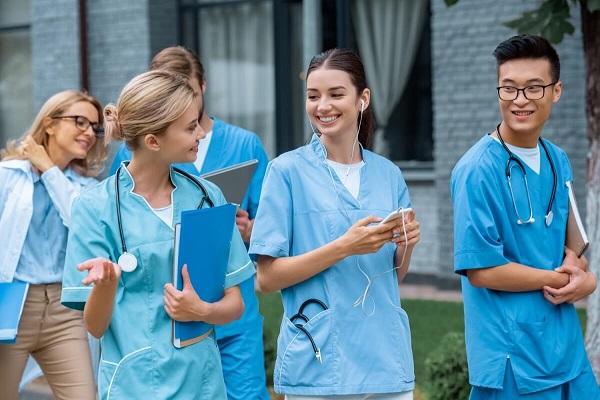 du hoc Luxembourg ngành điều dưỡng
