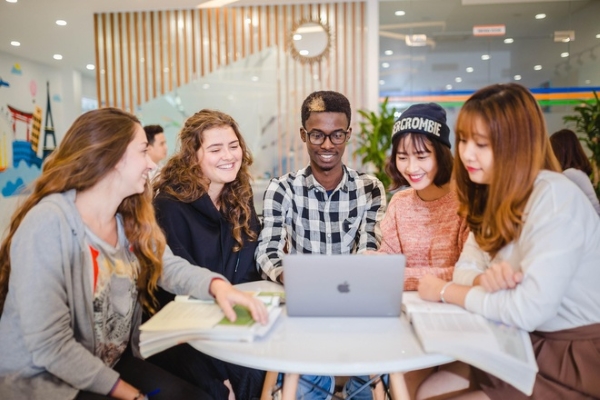 Học tập tại Luxembourg giúp bạn trải nghiệm nhiều nền văn hóa mới mẻ